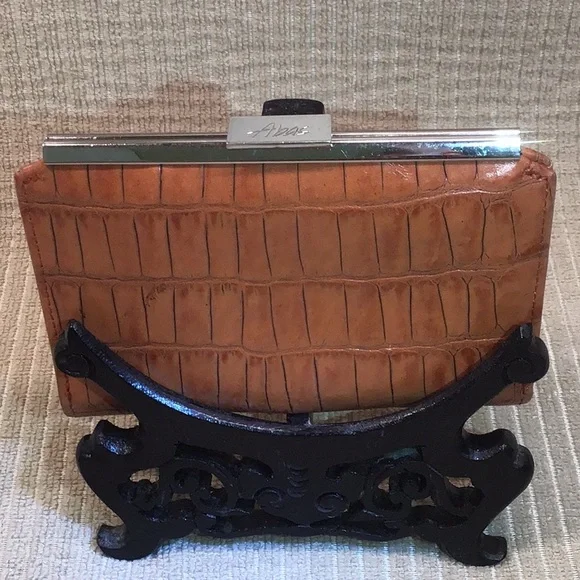 Abas Crocodile Embossed leather  Wallet - Picture 2 of 9